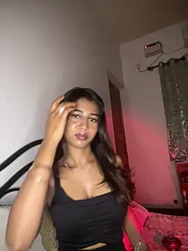 STRIP GLOW online show from June 4, 6:25 pm