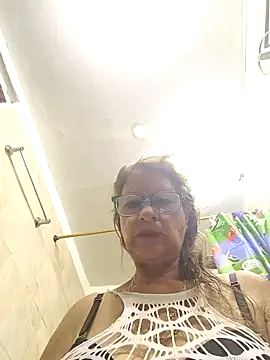 MaryLunne online show from October 2, 11:06 am