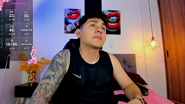 Nicolas James Sc online show from September 27, 3:06 pm