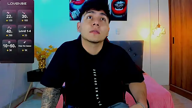 Nicolas James Sc online show from February 10, 1:37 pm