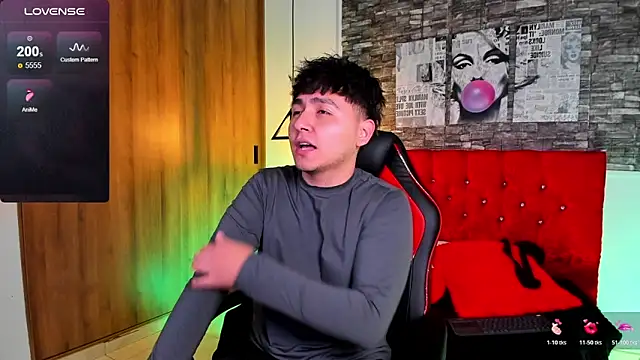 Nicolas James Sc online show from March 20, 1:49 pm