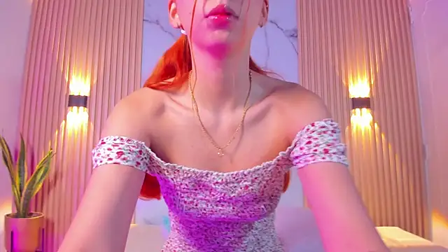 Snapshot of Alana_333 chatting on October 24, 11:50 am Alana 333 online show from October 24, 11:50 am