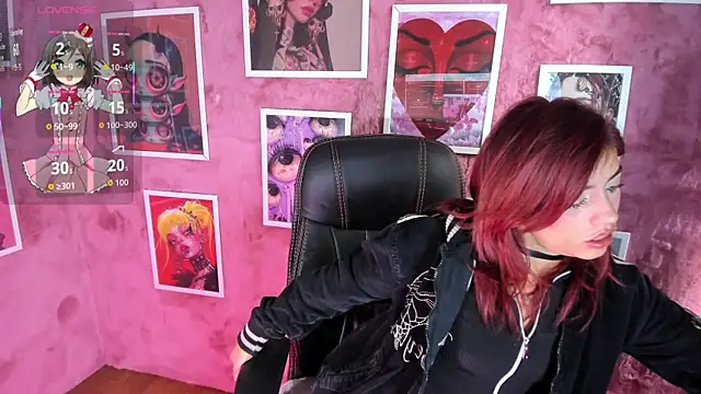 Snapshot of Mystic_blue chatting on November 25, 1:00 pm Mystic blue online show from November 25, 1:00 pm