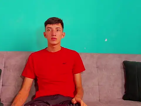 Snapshot of Maikol_Ortiz chatting on February 11, 2:11 pm Maikol Ortiz online show from February 11, 2:11 pm