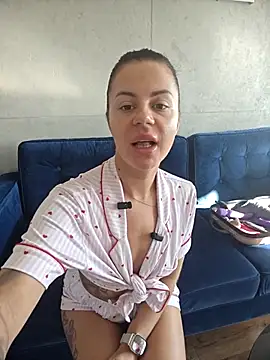 BabyFaceMia online show from October 20, 8:04 am