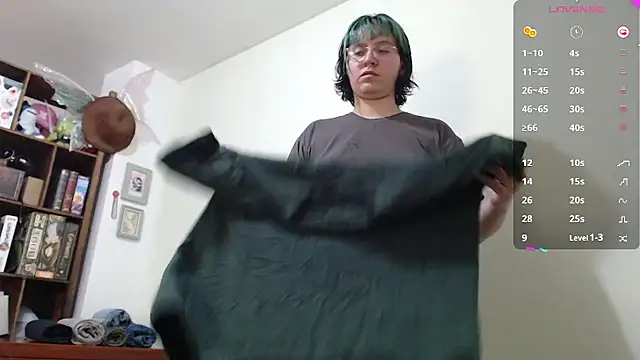 Froggyinthebox online show from March 30, 6:42 pm