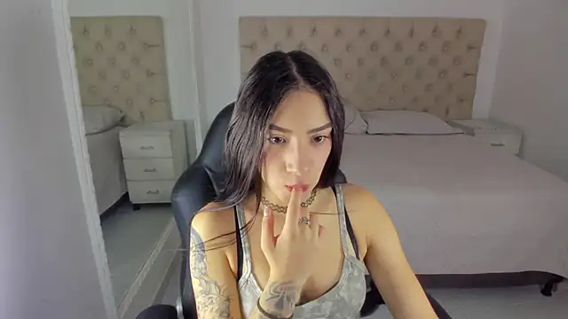 AlliceCopper online show from October 13, 2:50 pm