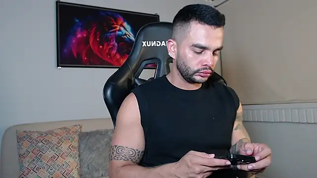 Snapshot of Bruno_De_Lucaa_ chatting on September 14, 2:22 am Bruno De Lucaa online show from September 14, 2:22 am