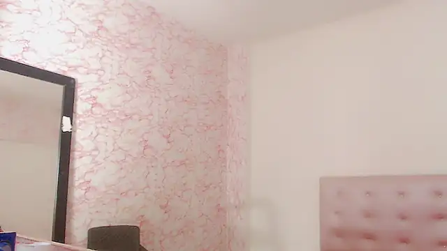 merlinacandy online show from October 12, 6:45 am