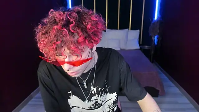 Blaiz Vok online show from December 21, 8:38 pm