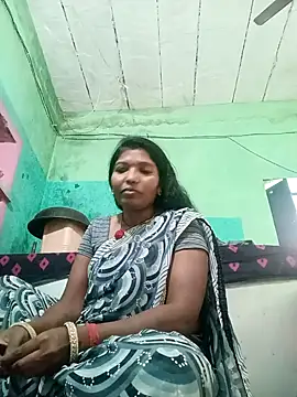 Snapshot of Jivika_Jaiswal chatting on November 5, 4:56 am Jivika Jaiswal online show from November 5, 4:56 am