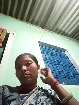 Snapshot of Jivika_Jaiswal chatting on November 8, 12:27 pm Jivika Jaiswal online show from November 8, 12:27 pm