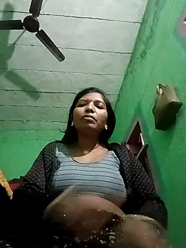 Snapshot of Jivika_Jaiswal chatting on November 13, 12:31 am Jivika Jaiswal online show from November 13, 12:31 am