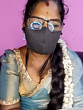 Snapshot of tamilammukuttyy chatting on September 9, 5:12 pm tamilammukuttyy online show from September 9, 5:12 pm