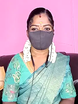 Snapshot of tamilammukuttyy chatting on September 28, 3:17 pm tamilammukuttyy online show from September 28, 3:17 pm