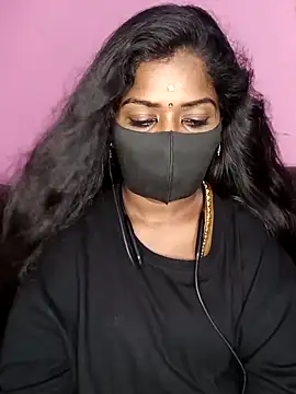 Snapshot of tamilammukuttyy chatting on October 4, 5:55 pm tamilammukuttyy online show from October 4, 5:55 pm