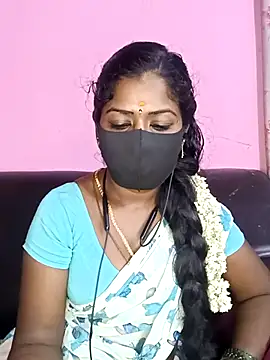 Snapshot of tamilammukuttyy chatting on October 25, 9:42 pm tamilammukuttyy online show from October 25, 9:42 pm