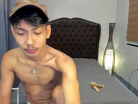 fucking hot2 online show from April 12, 2:27 am