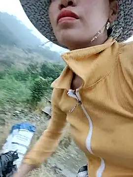 Tin tanny online show from December 5, 12:52 am