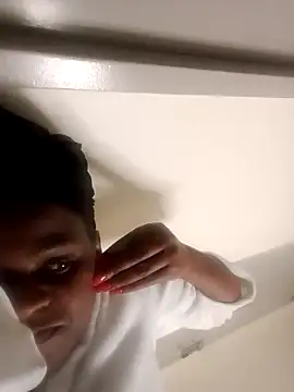 Creamy Chocolatex online show from September 9, 10:20 pm