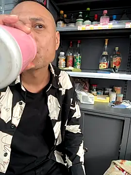 dajiba4718 online show from November 18, 4:06 am