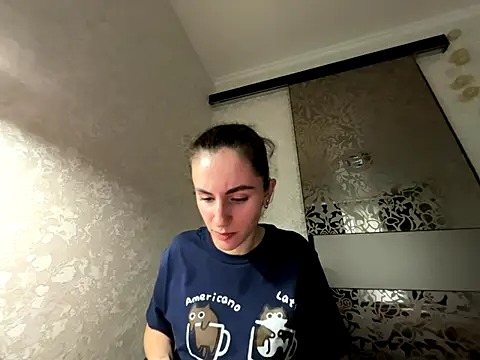 my Khaleesi online show from September 9, 2:27 pm