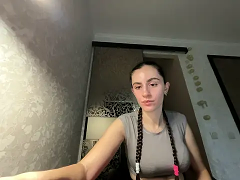 my Khaleesi online show from September 12, 10:48 am