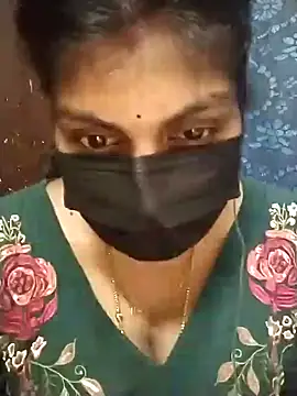 Snapshot of Nithiila chatting on October 6, 1:30 pm Nithiila online show from October 6, 1:30 pm