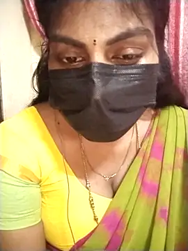 Snapshot of Nithiila chatting on October 14, 7:53 am Nithiila online show from October 14, 7:53 am