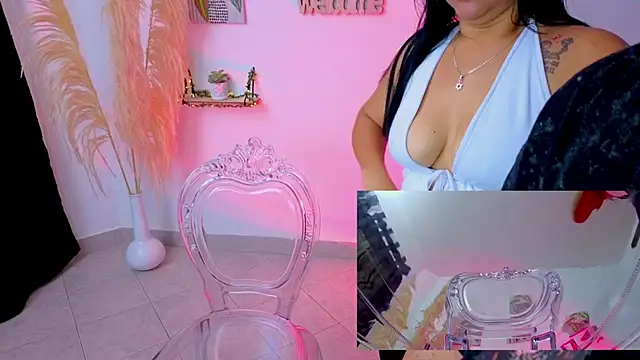 VioletaMedusa online show from October 17, 2:08 pm