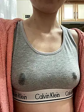 Snapshot of SophieDesire chatting on September 26, 10:36 pm SophieDesire online show from September 26, 10:36 pm