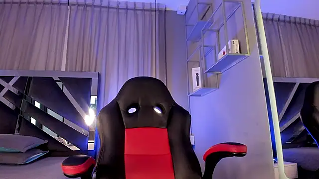 Snapshot of MAGIC_TESSA chatting on February 25, 4:05 pm MAGIC TESSA online show from February 25, 4:05 pm