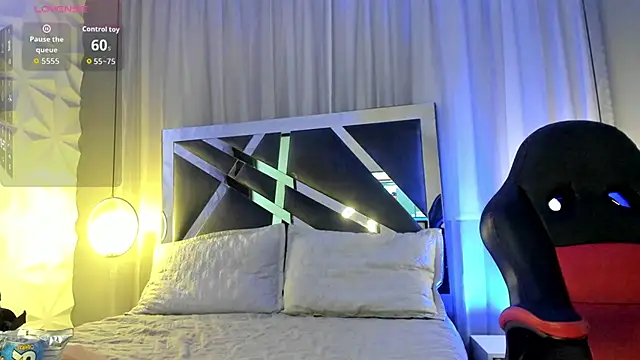 Snapshot of MAGIC_TESSA chatting on March 13, 3:40 pm MAGIC TESSA online show from March 13, 3:40 pm