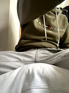 Snapshot of juju78jujuu chatting on September 16, 4:52 pm juju78jujuu online show from September 16, 4:52 pm