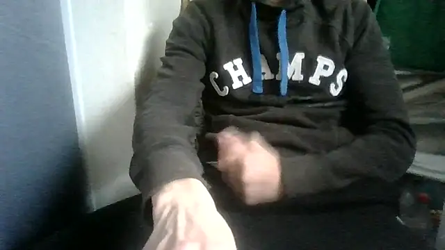 Snapshot of juju78jujuu chatting on September 24, 7:01 am juju78jujuu online show from September 24, 7:01 am