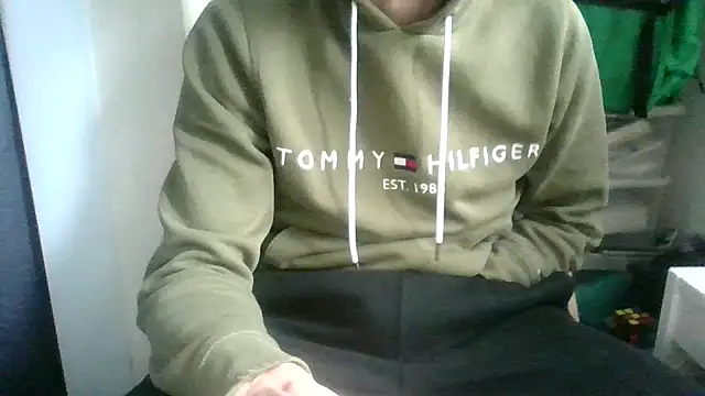 Snapshot of juju78jujuu chatting on October 16, 7:09 am juju78jujuu online show from October 16, 7:09 am