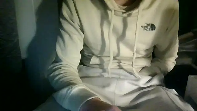 Snapshot of juju78jujuu chatting on October 24, 5:48 am juju78jujuu online show from October 24, 5:48 am