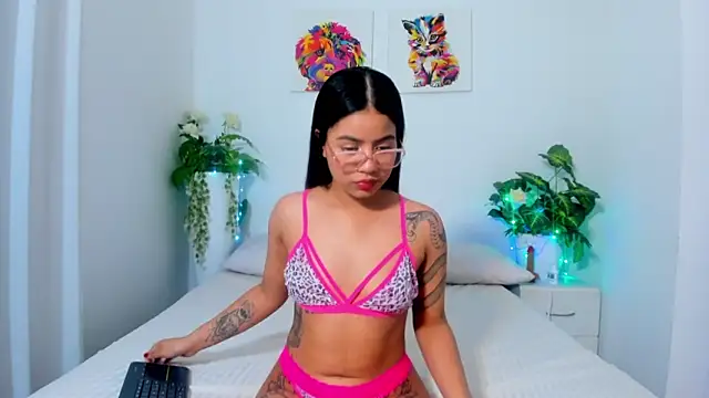 LiilithNova online show from September 28, 4:07 am