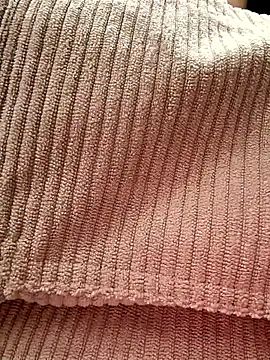 CHARLOTTE  05 online show from January 17, 12:10 pm