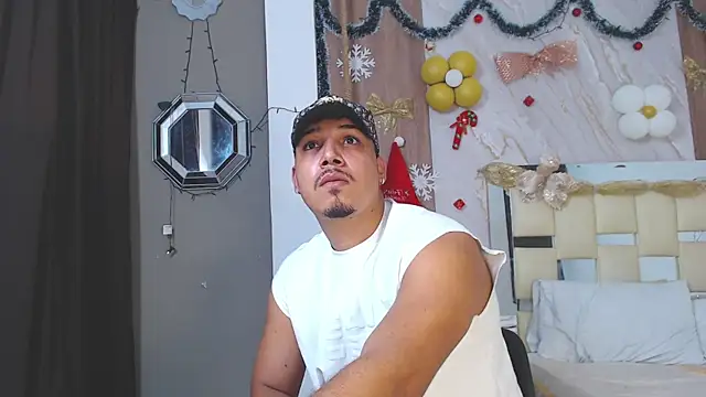 taylor collins  online show from December 15, 11:09 pm