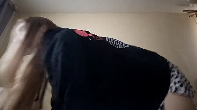 Nymera flare online show from November 20, 6:13 am