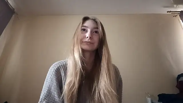 Nymera flare online show from December 3, 8:23 am