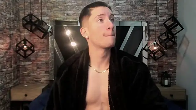 HunterHeat  online show from December 4, 12:14 pm