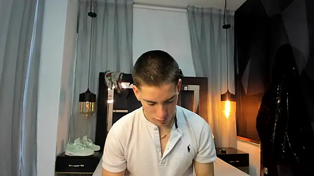 HunterHeat  online show from January 17, 11:26 am