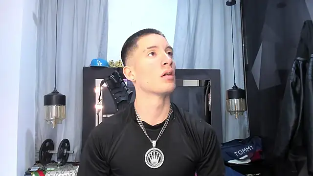 HunterHeat  online show from April 12, 1:27 pm