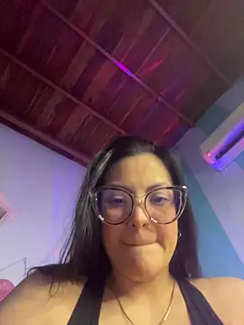 alilith online show from January 5, 7:50 pm