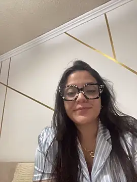 alilith online show from June 11, 3:37 am
