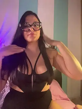 alilith online show from June 19, 7:28 pm