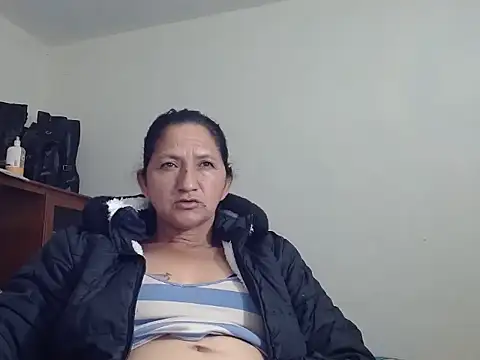 Lucy Squirt69 online show from October 16, 2:12 am