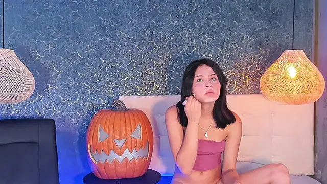 zorre  online show from October 25, 6:02 pm